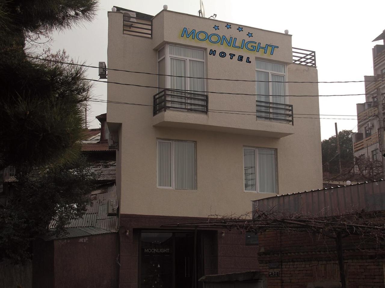 Moon Light Hotel Tbilisi Buitenkant foto