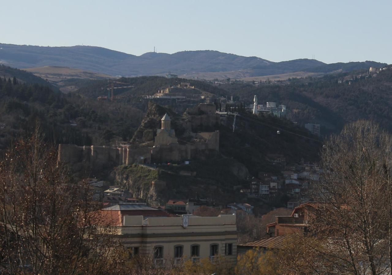 Moon Light Hotel Tbilisi Buitenkant foto